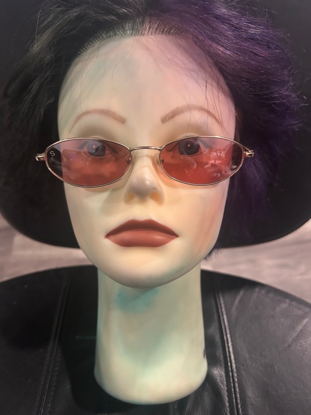 Serengeti Slim Oval Sunglasses with Pink Lenses